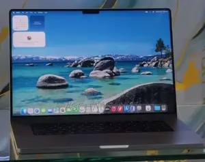 New Laptop Apple MacBook Pro M1 16GB Apple M1 Pro SSD 512GB