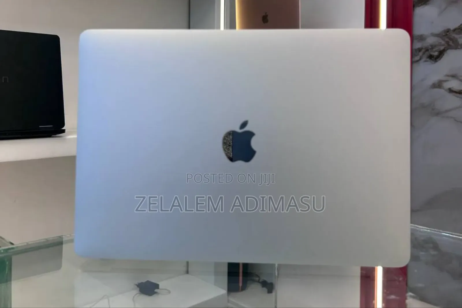 New Laptop Apple MacBook Air 2020 M1 8GB Apple M1 SSD 256GB