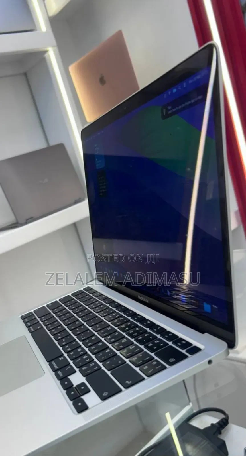 New Laptop Apple MacBook Air 2020 M1 8GB Apple M1 SSD 256GB