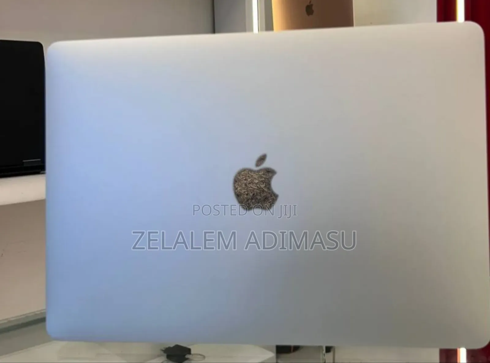 New Laptop Apple MacBook Air 2020 M1 8GB Apple M1 SSD 256GB
