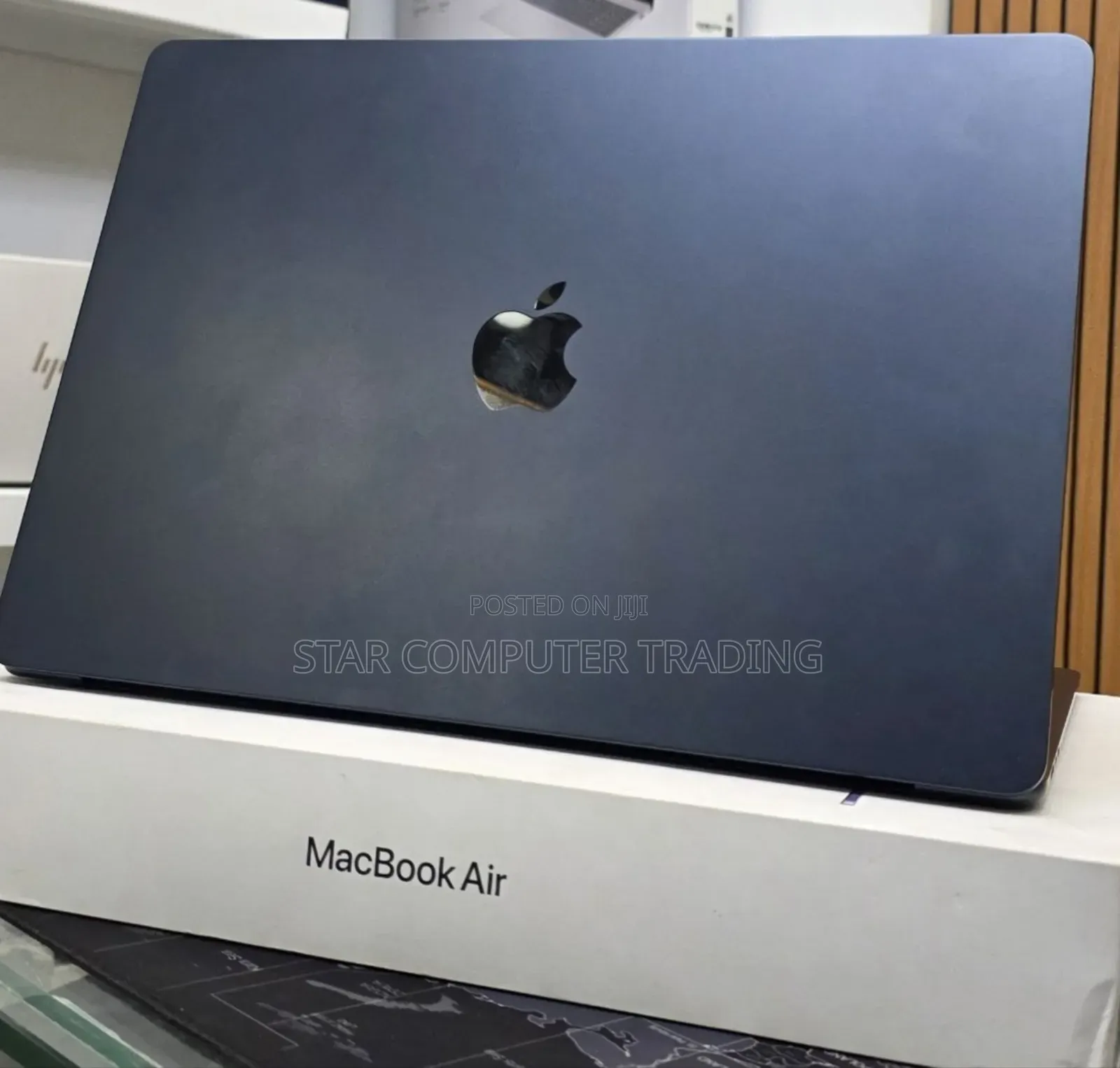 New Laptop Apple MacBook Air 2025 M4 15-inch 16GB Apple M4 SSD 256GB