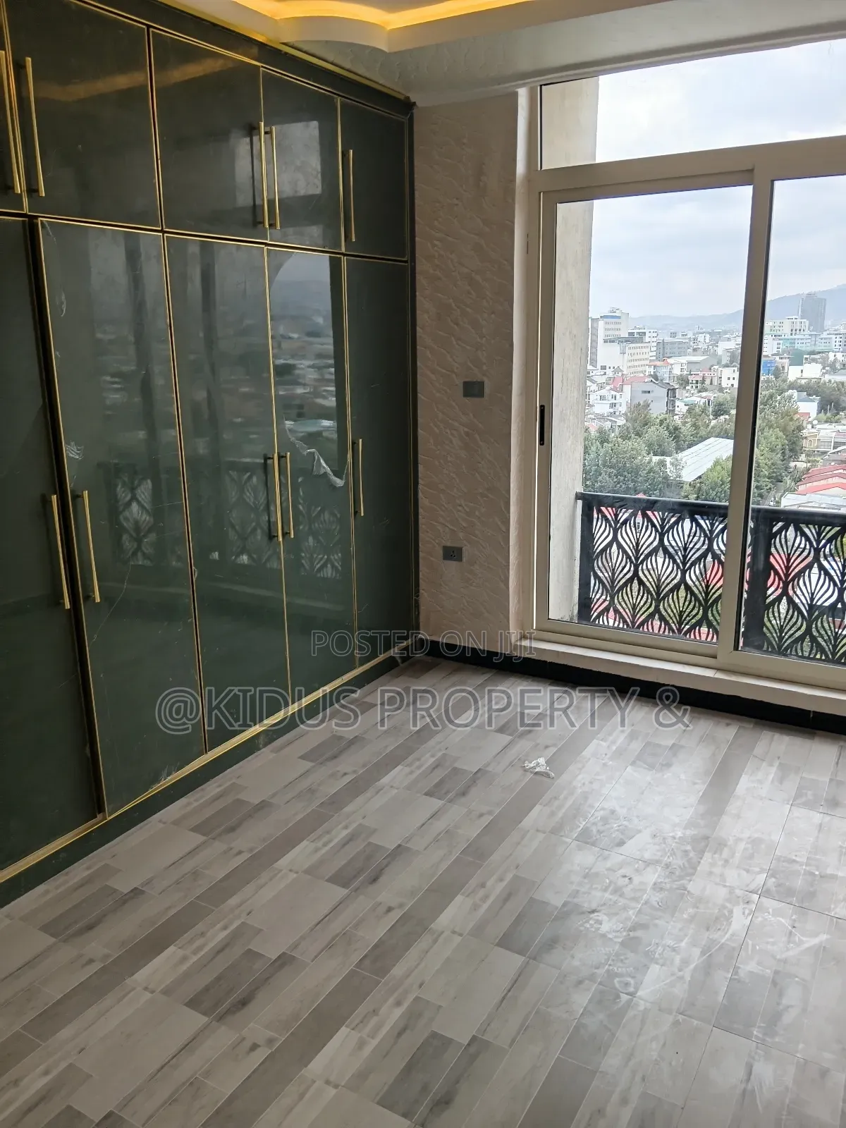 3bdrm Apartment in Varenero, Nifas Silk-Lafto for rent