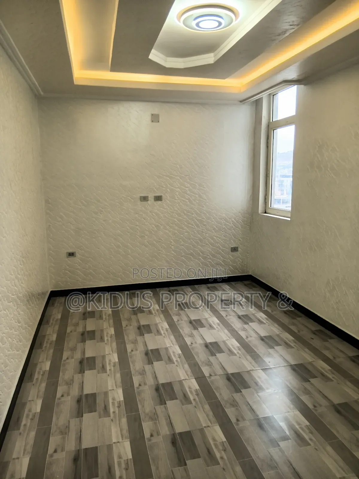 3bdrm Apartment in Varenero, Nifas Silk-Lafto for rent