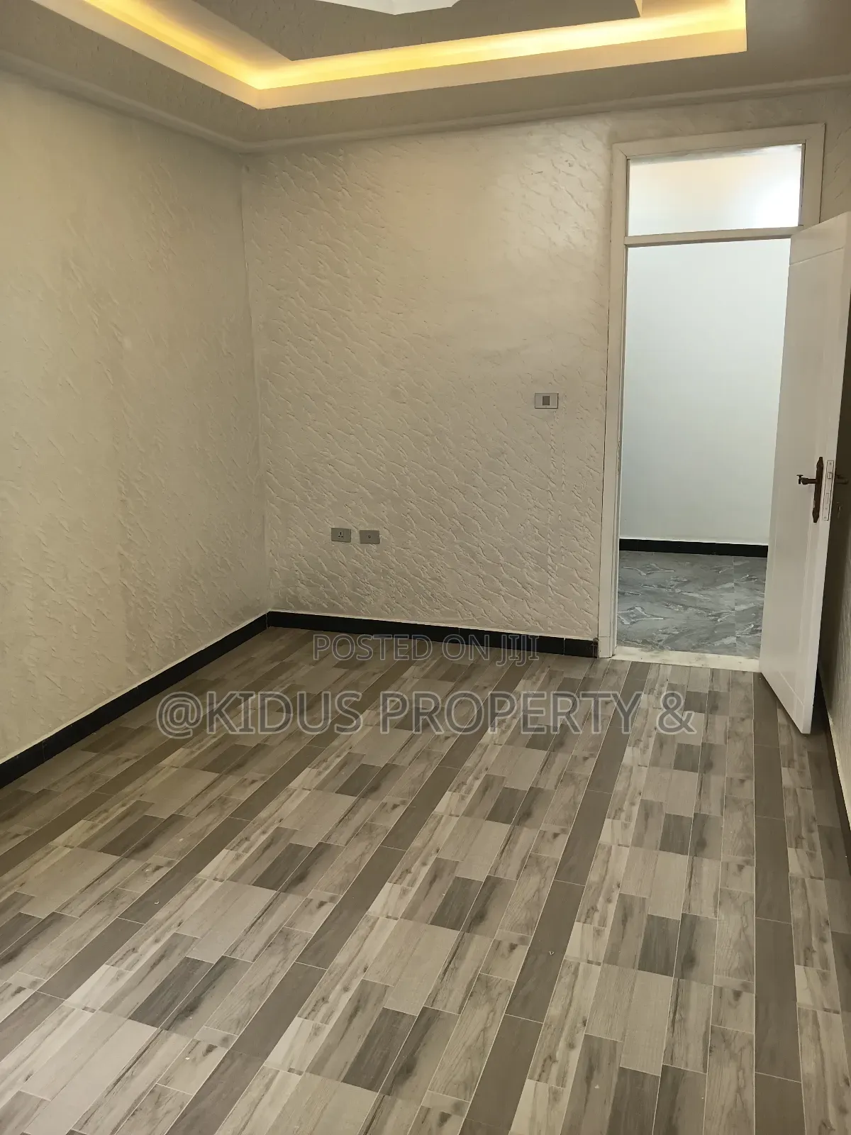 3bdrm Apartment in Varenero, Nifas Silk-Lafto for rent