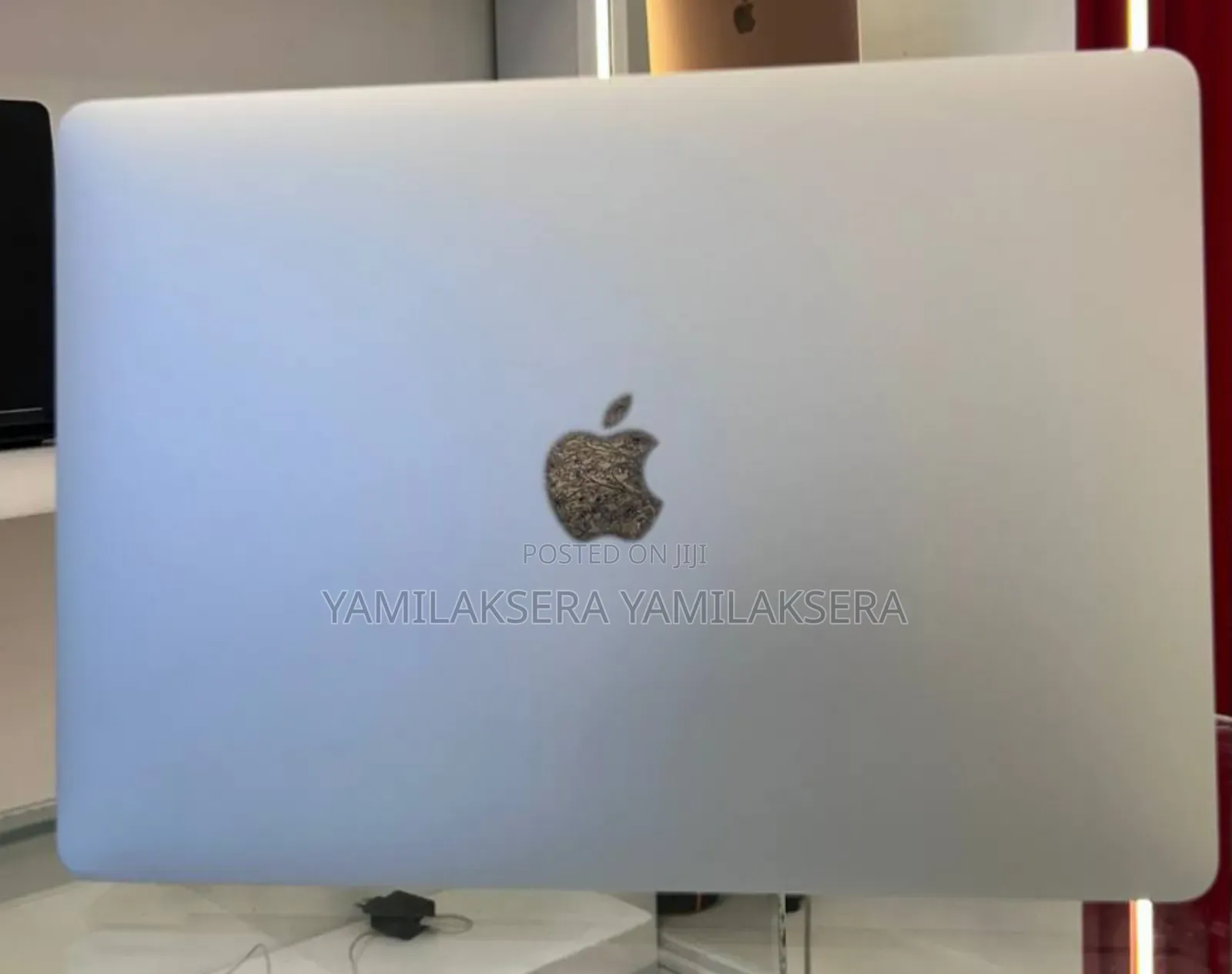 New Laptop Apple MacBook Air 2020 M1 8GB Apple M1 SSD 256GB