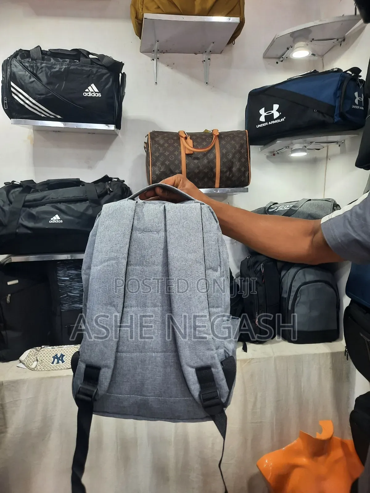 Small Size Flat Pc Back Bag