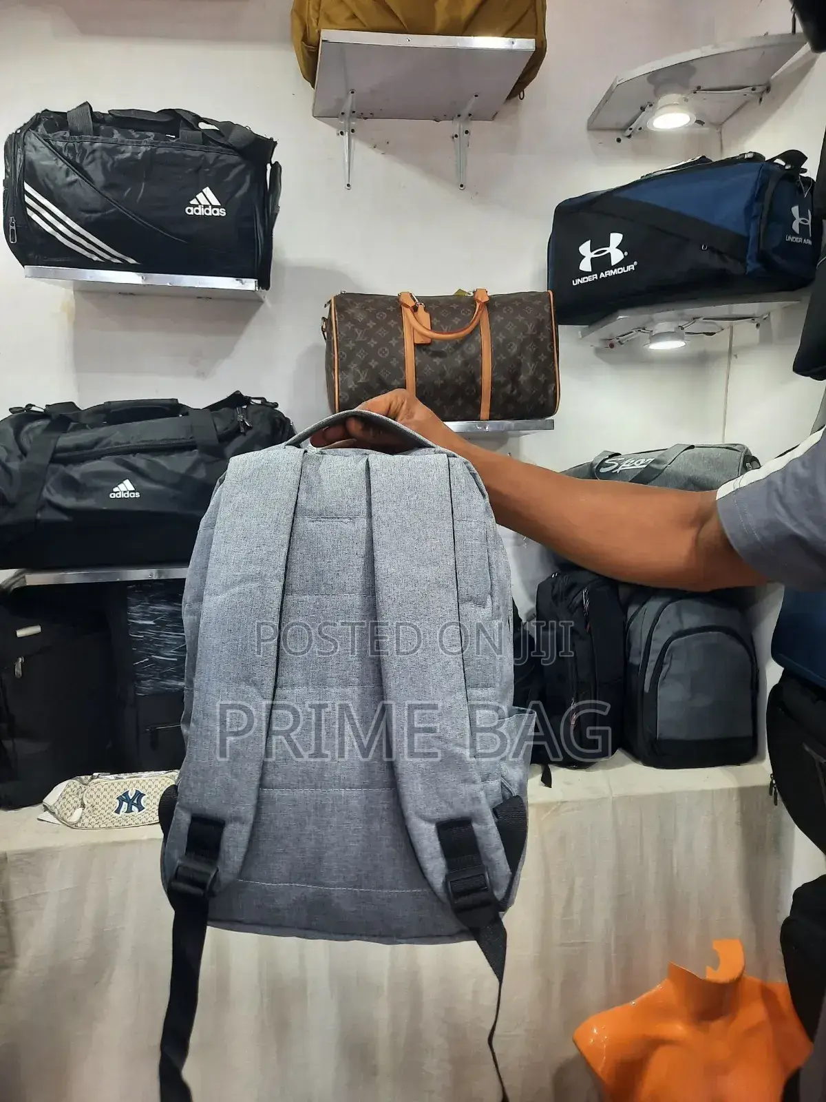 Small Size Flat Pc Back Bag
