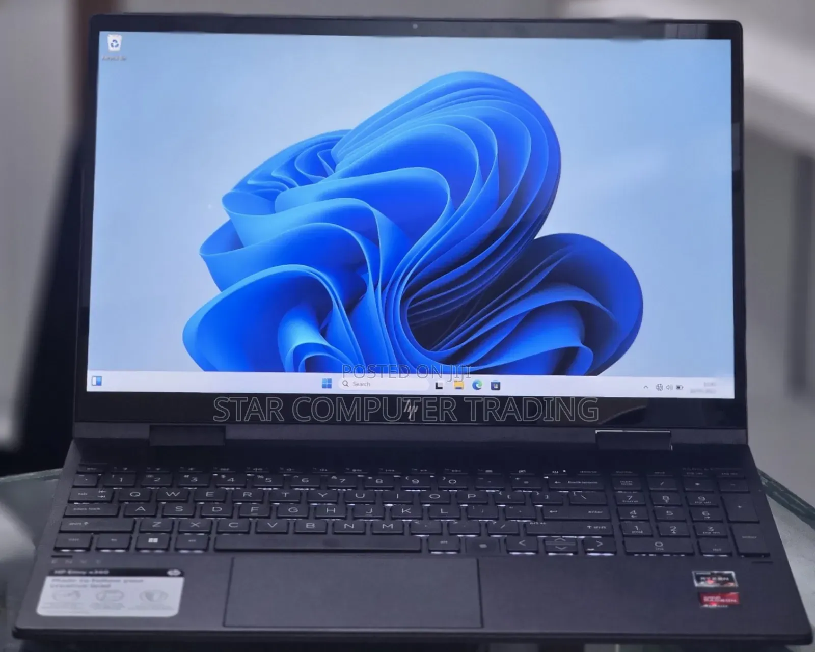 New Laptop HP Envy x360 16GB AMD Ryzen 7 SSD 512GB