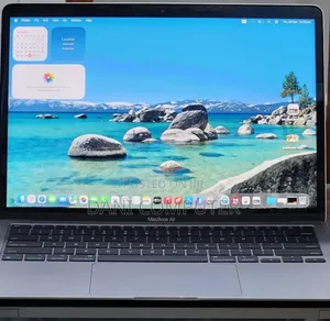 New Laptop Apple MacBook Pro 2020 M1 8GB Apple M1 Pro SSD 256GB