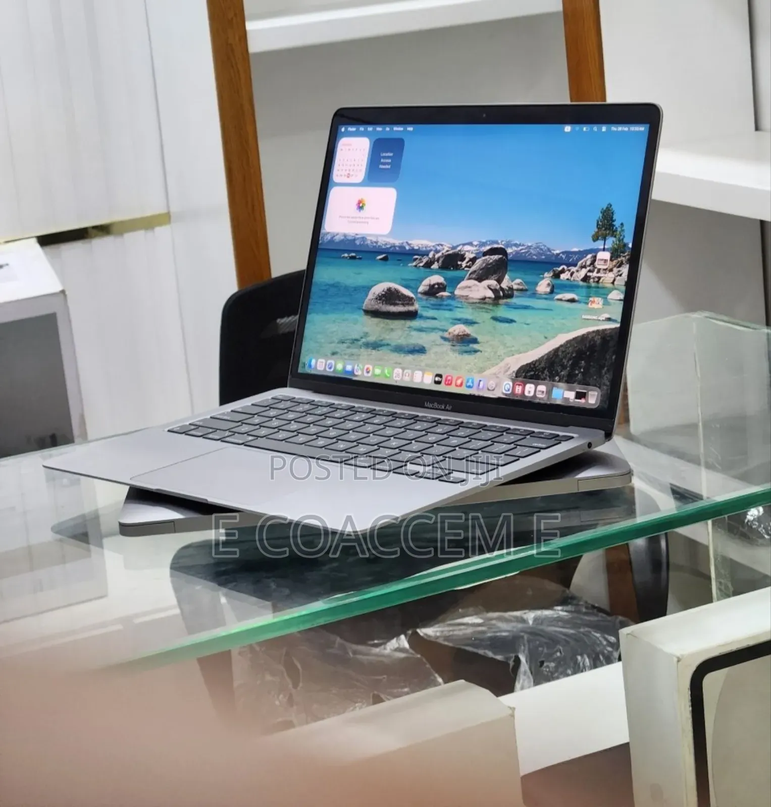 New Laptop Apple MacBook 8GB Apple M1 SSD 256GB