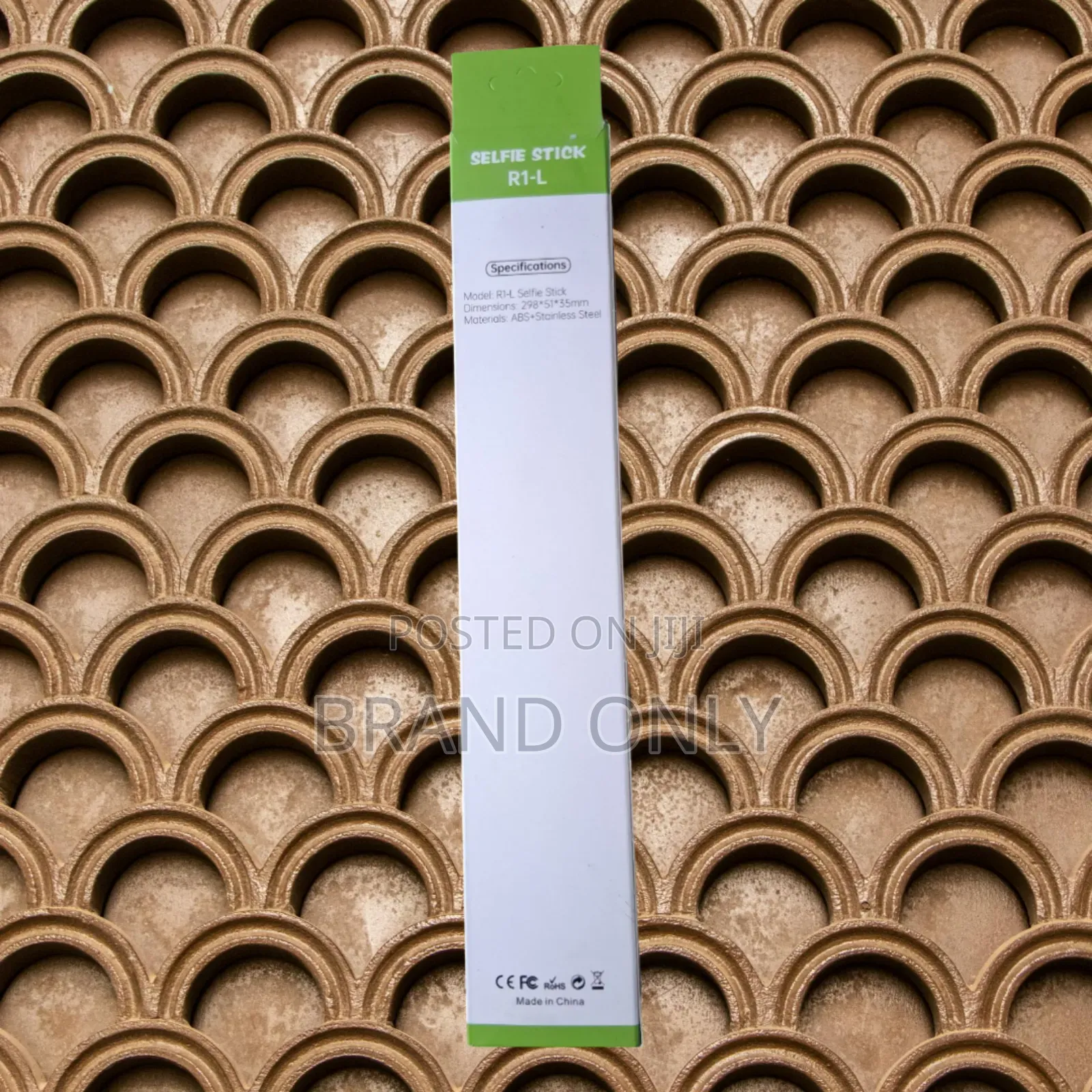 R1-L Pocket-Sized Wireless Tripod