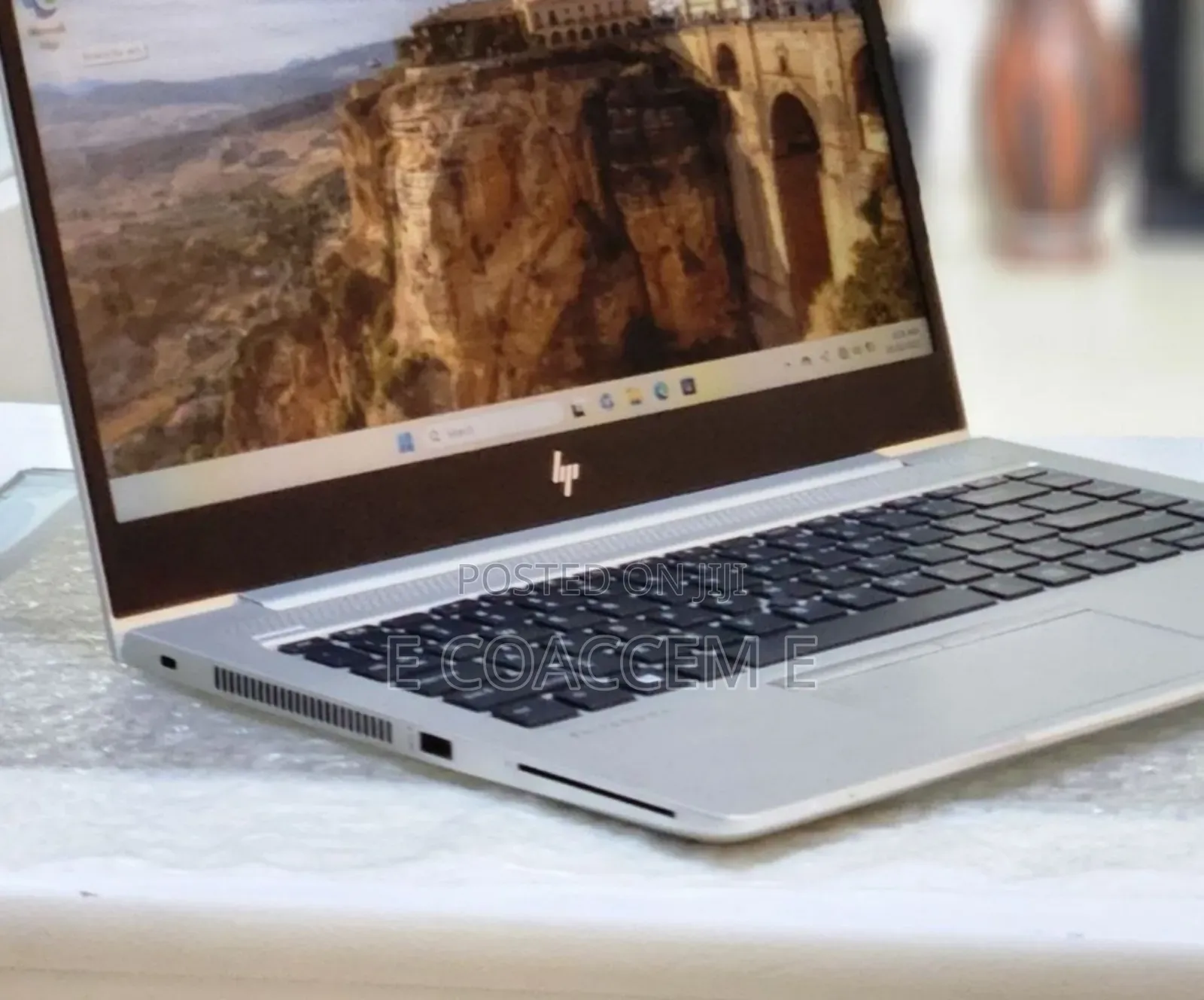 New Laptop HP 16GB AMD Ryzen 5 SSD 512GB
