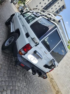 Toyota Land Cruiser 2014 White