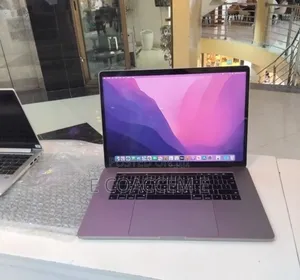 New Laptop Apple MacBook 16GB Intel Core i7 SSD 512GB