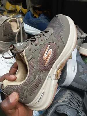 Sskechers Shoes