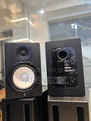 Yamaha Hs8i Studio Monitor