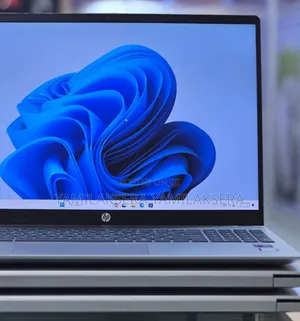 New Laptop HP Pavilion 15 8GB Intel Core Ultra 5 SSD 512GB