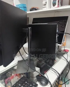 New Desktop Computer Dell OptiPlex 7070 8GB Intel Core i7 HDD 1T