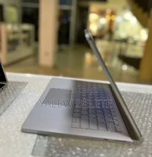 New Laptop Microsoft Surface Book 3 16GB Intel Core i7 SSD 256GB