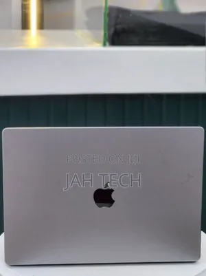 New Laptop Apple MacBook Pro M1 16GB Apple M1 Pro SSD 512GB