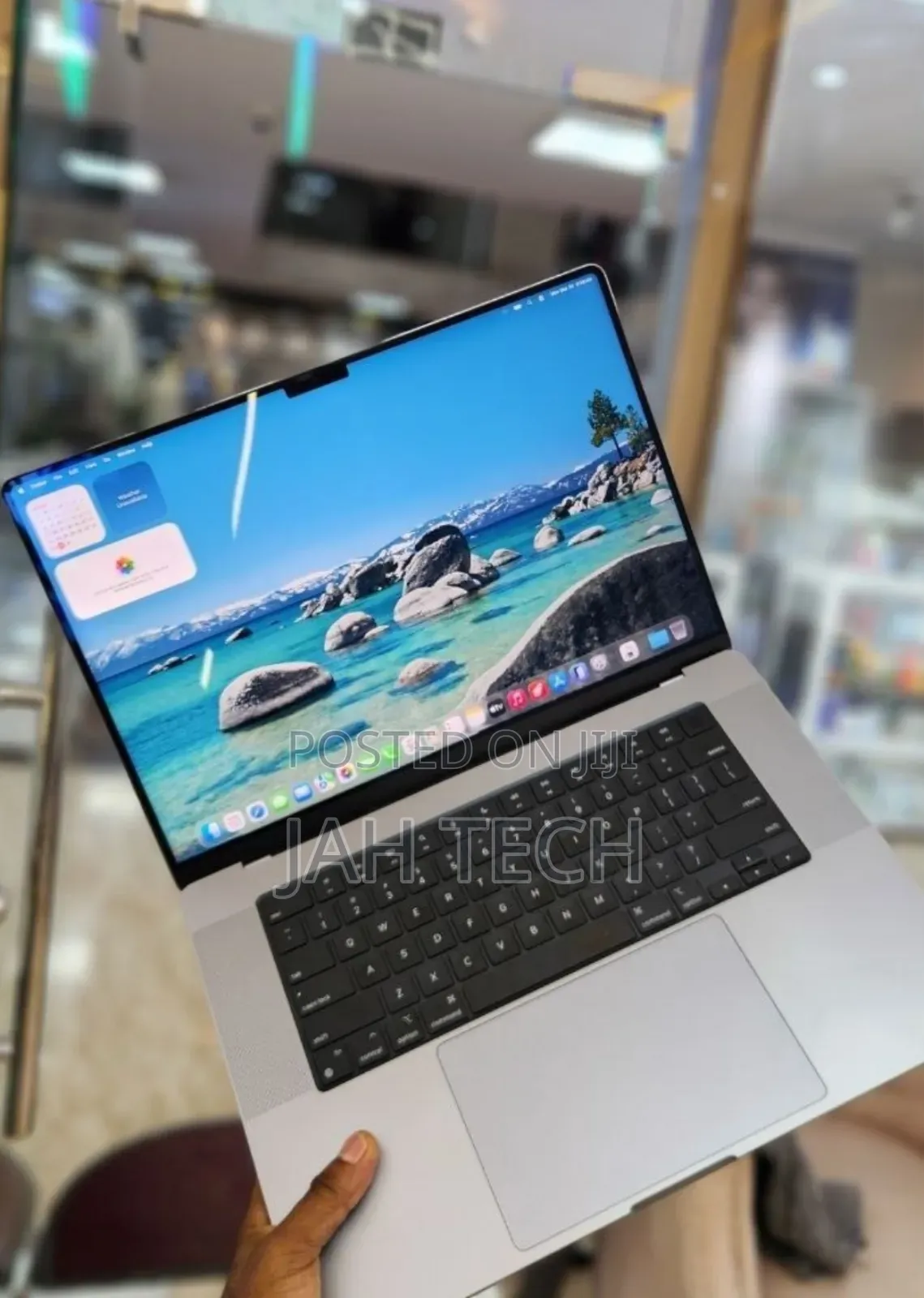 New Laptop Apple MacBook Pro M1 16GB Apple M1 Pro SSD 512GB