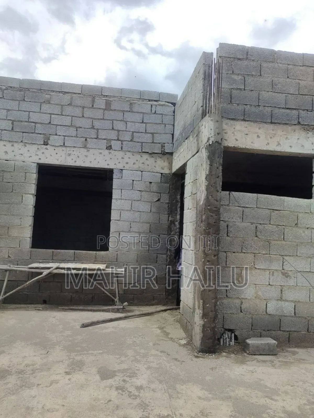7bdrm House in Real, Bole for sale