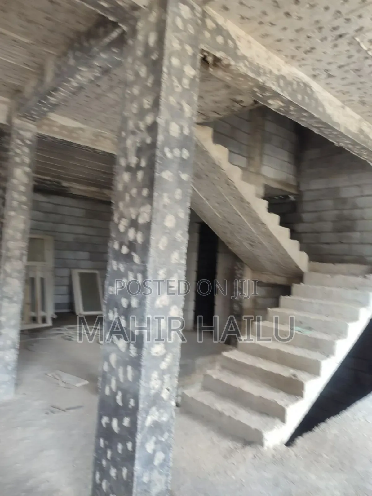 7bdrm House in Real, Bole for sale