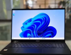 New Laptop Asus VivoBook 15 X505BA 16GB Intel Core i9 SSD 512GB