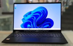 New Laptop Asus VivoBook 15 X505BA 16GB Intel Core i9 SSD 512GB