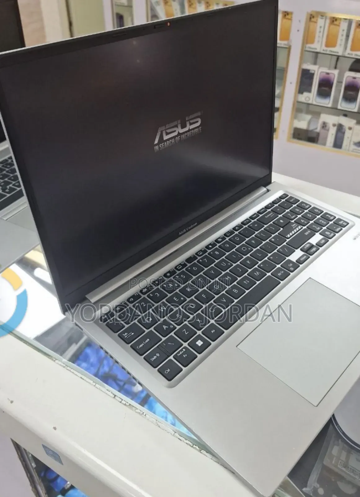 New Laptop Asus VivoBook 15 X505BA 8GB Intel Core i3 SSD 256GB