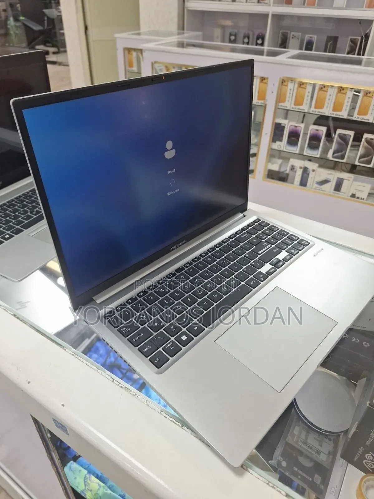 New Laptop Asus VivoBook 15 X505BA 8GB Intel Core i3 SSD 256GB