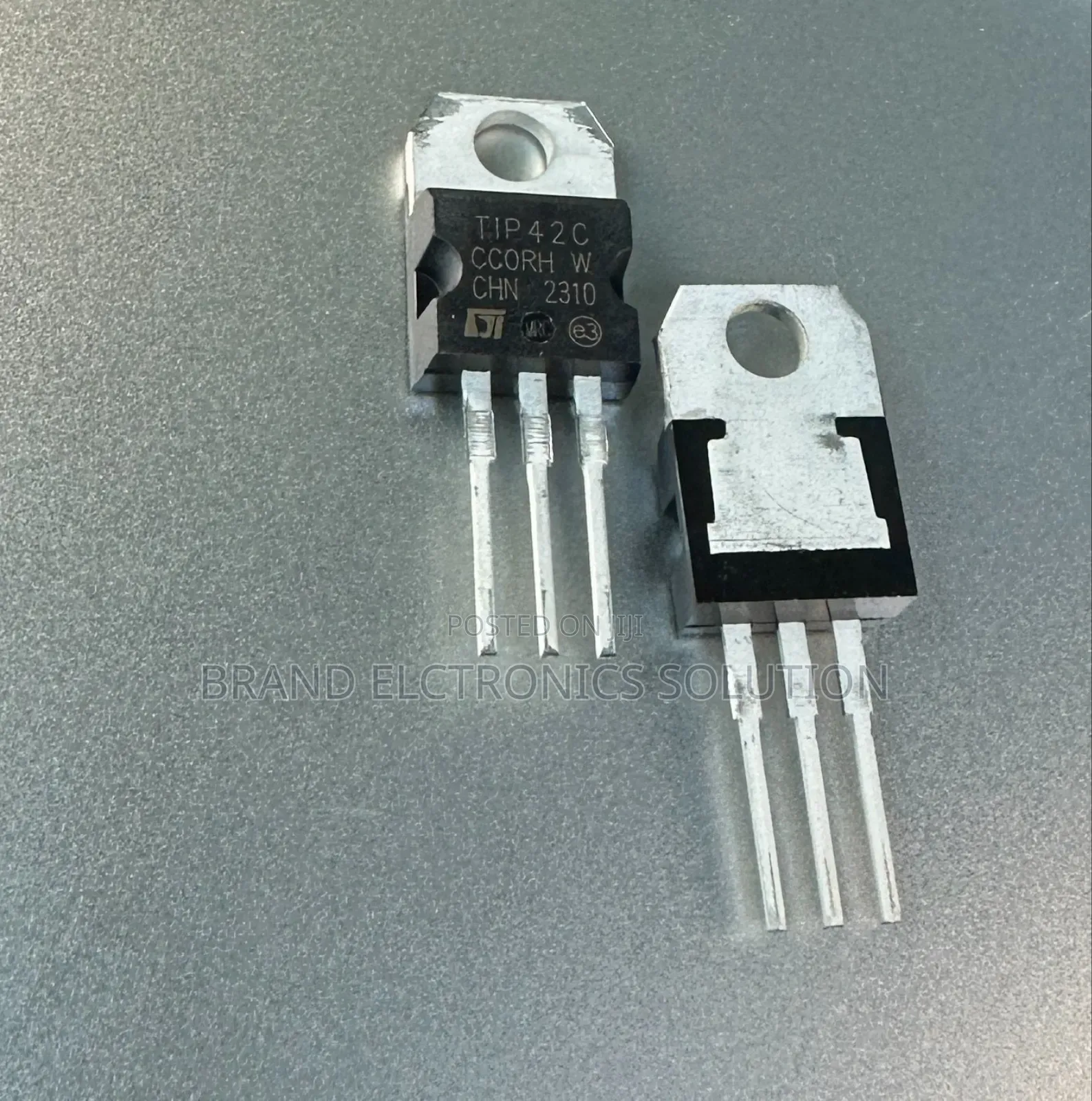Tip42c PNP Power Transistor
