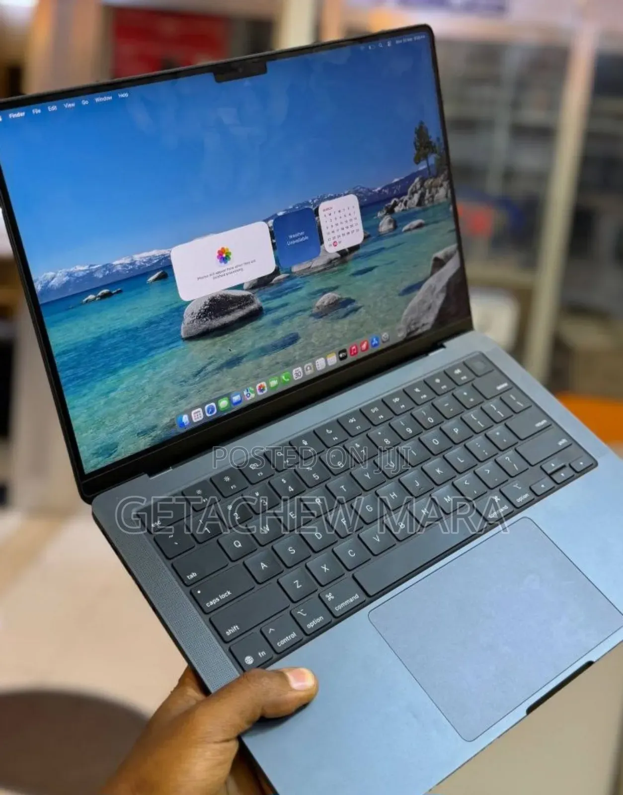 New Laptop Apple Macbook Pro 2025 M5 14-inch 16GB Apple M5 SSD 512GB