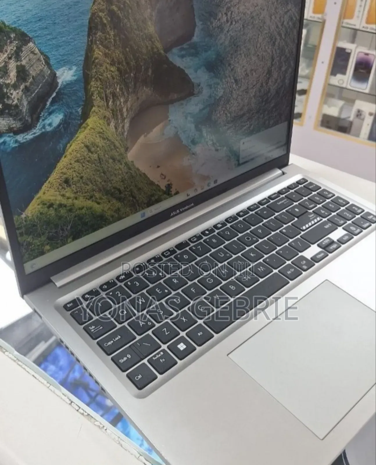 New Laptop Asus 8GB Intel Core i3 SSD 256GB