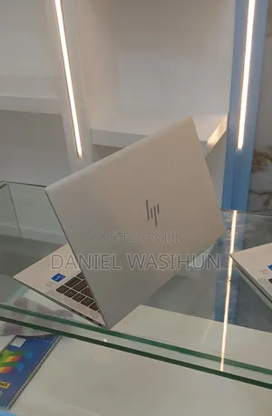 New Laptop HP EliteBook 840 G8 16GB Intel Core i5 SSD 512GB
