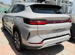 BYD Song Plus 2025 White