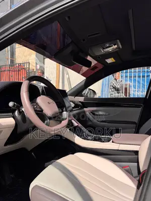 BYD Song Plus 2025 Silver