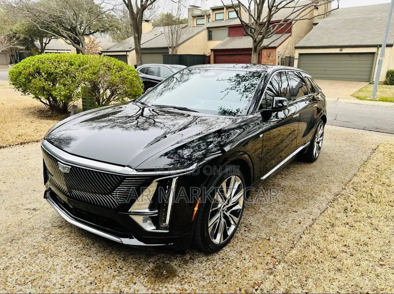 Cadillac Lyriq 100 kWh RWD 2023 Black