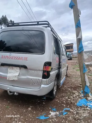 Toyota Grand HiAce 2006 Silver