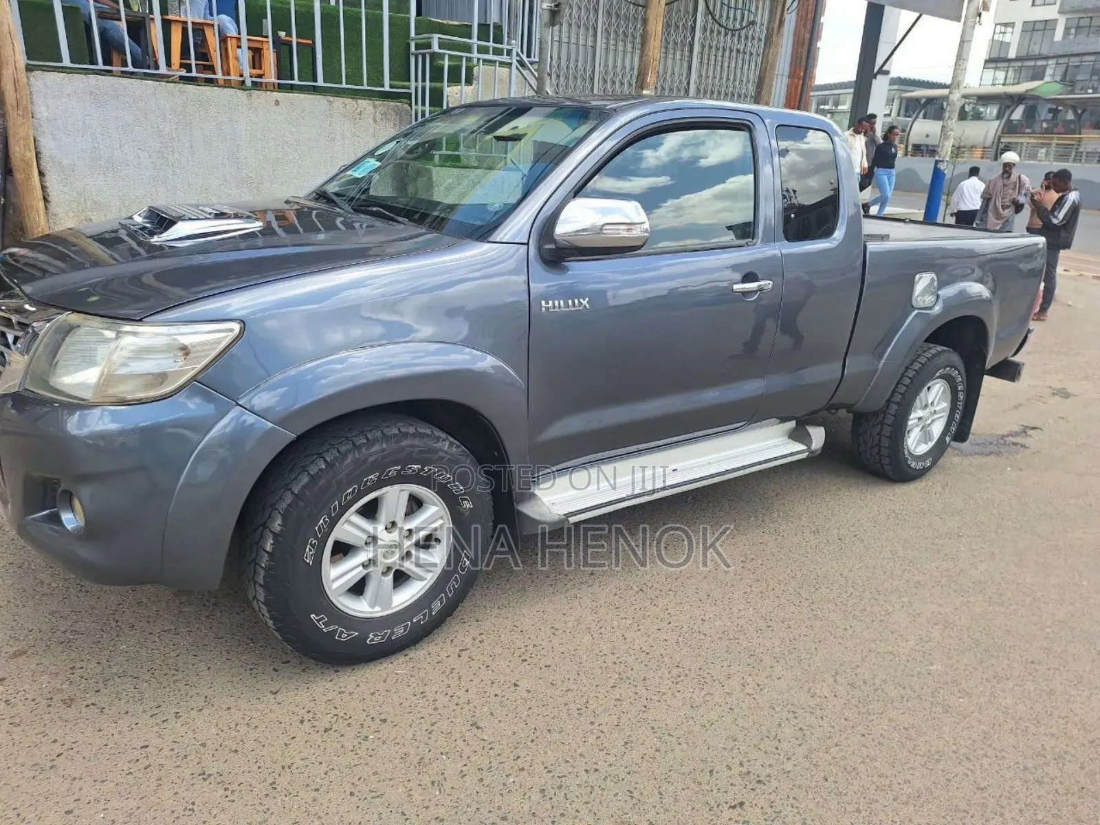 Toyota Hilux 2013 Gray