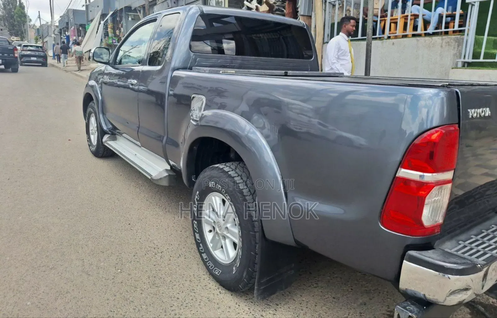 Toyota Hilux 2013 Gray