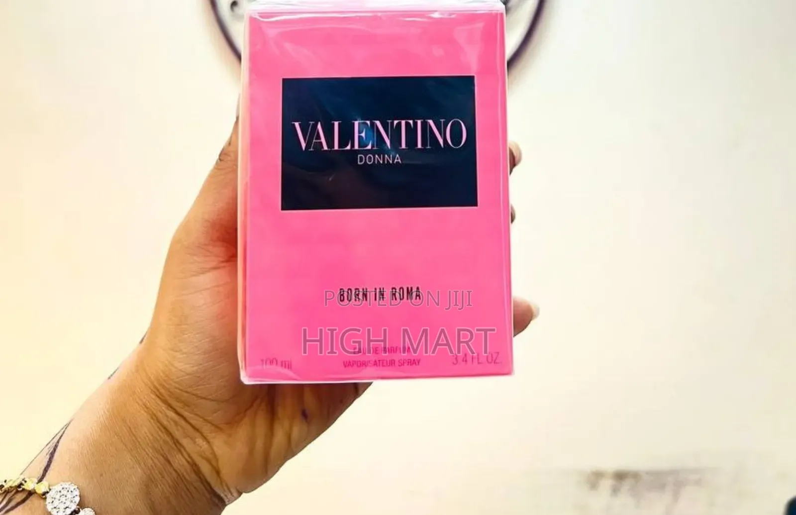 Valentino Donna Born In Rome