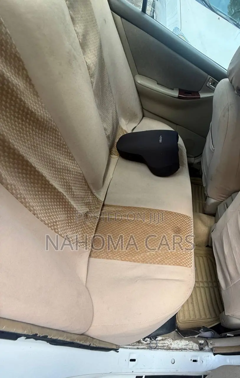 Toyota Corolla 2005 White