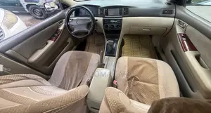 Toyota Corolla 2005 White