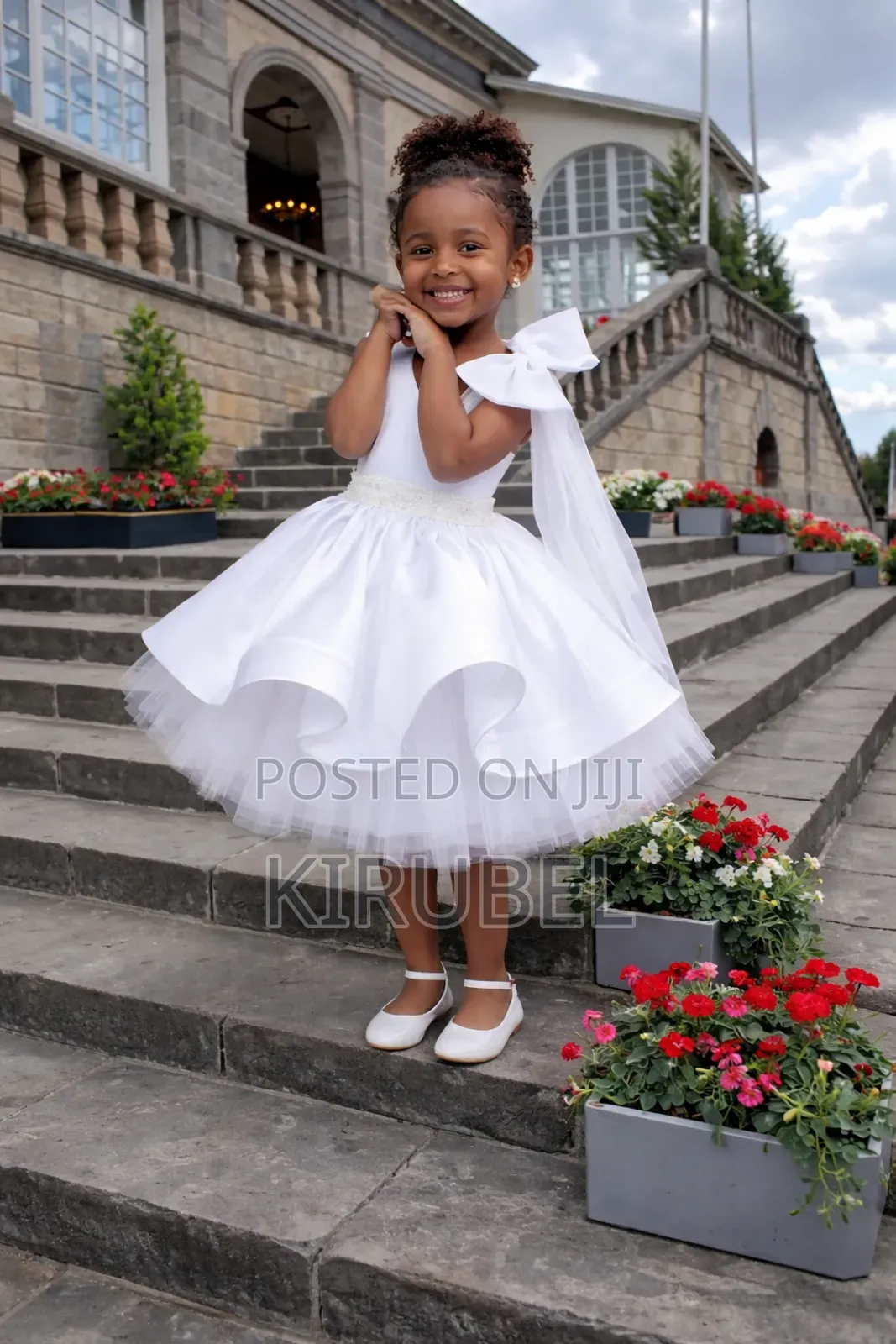 Elegant White Kids Dress With Bow Detail – Dyk Kids (Made to Order)