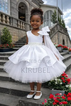 Elegant White Kids Dress With Bow Detail – Dyk Kids (Made to Order)