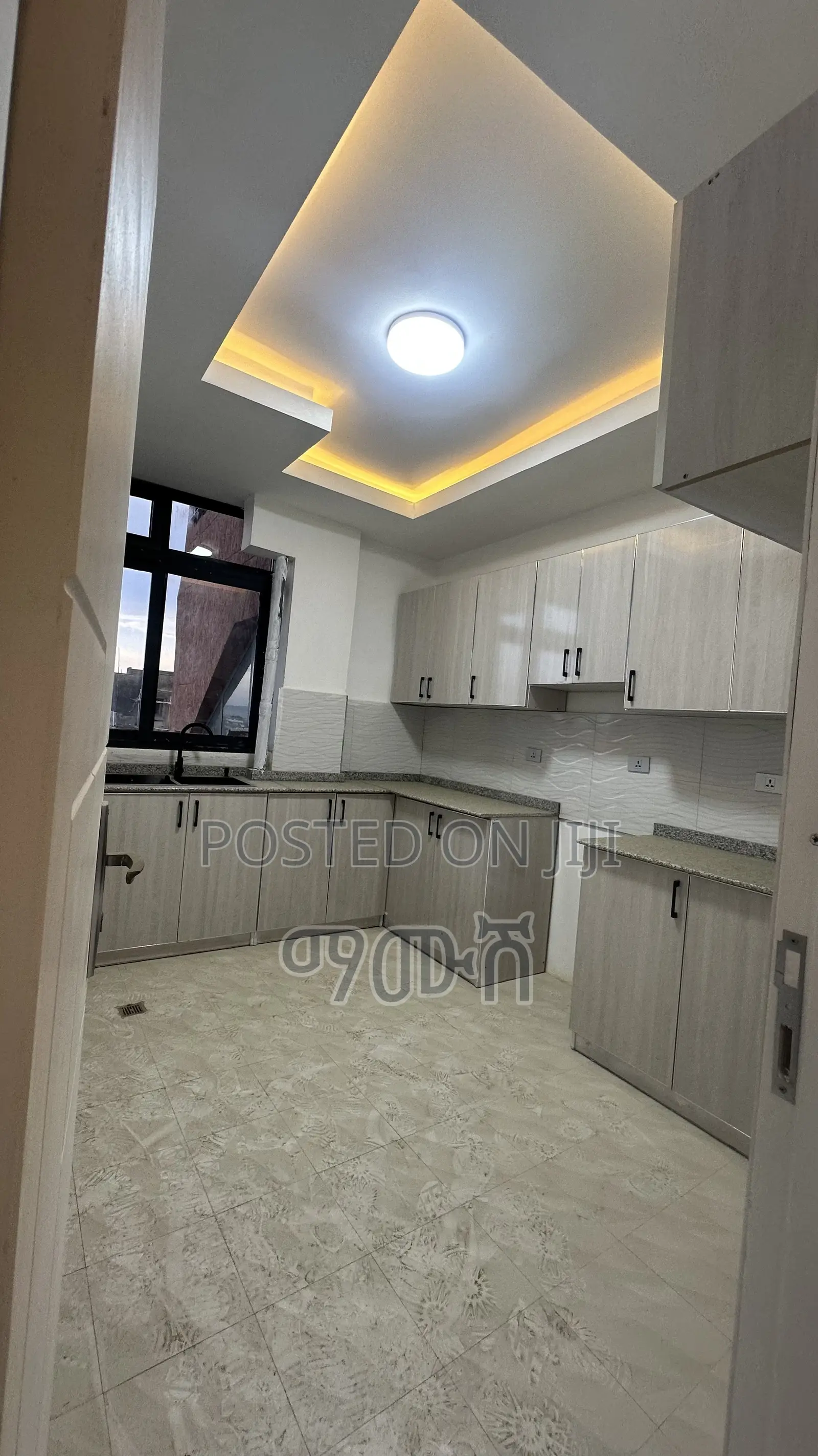 Furnished 3bdrm Condo in አያት, Bole for rent