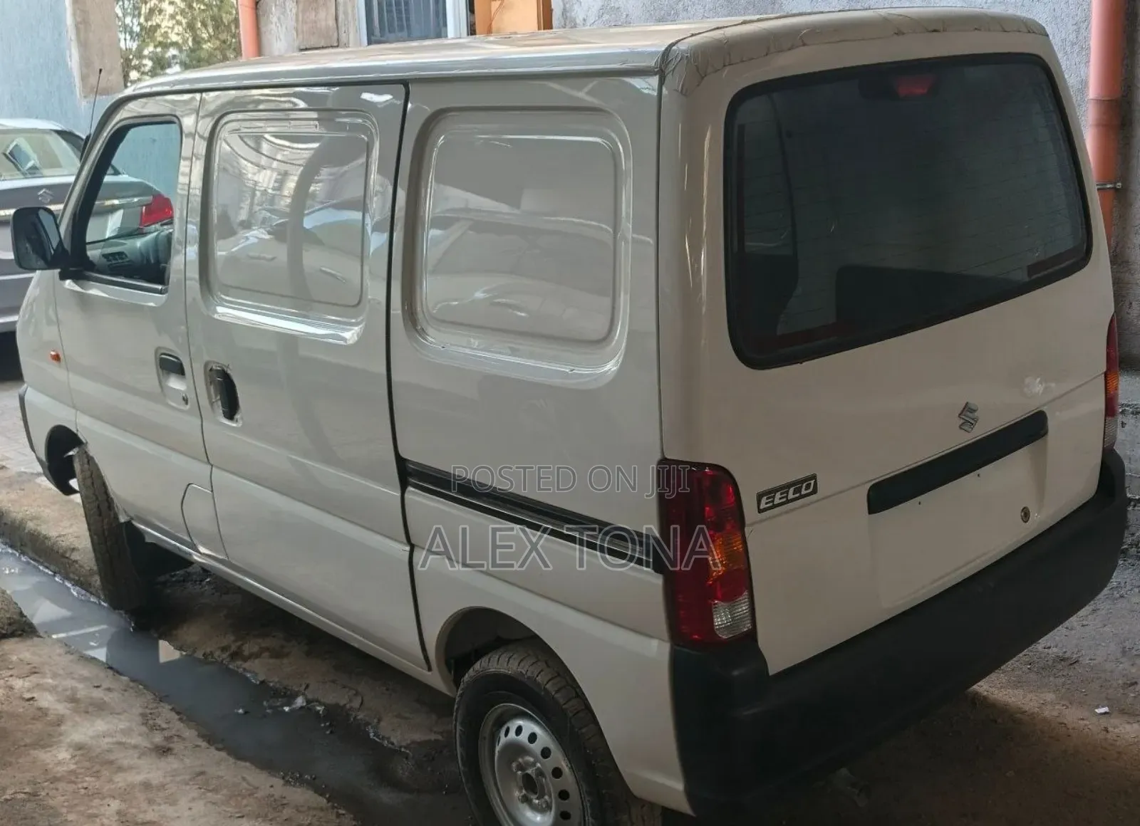 New Suzuki APV Minibus 2025 Silver