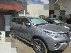 Toyota Fortuner 2019