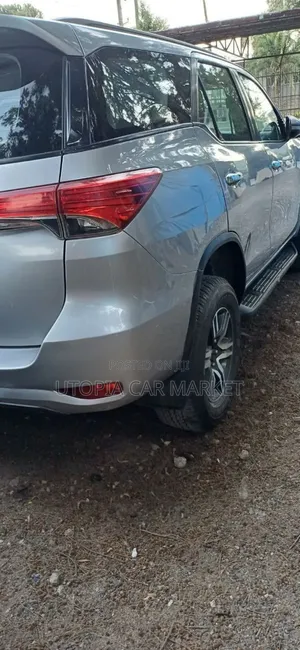 Toyota Fortuner 2019